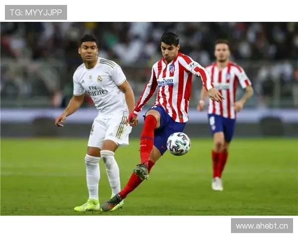 巴尔韦德与齐达内执教风格及战术理念对比分析