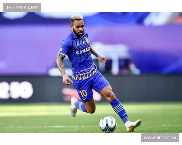 利雅得胜利薪资结构争议问题浮现,对球队稳定与转会市场影响逐步显现 利雅得胜利薪资结构争议问题浮现,对球队稳定与转会市场影响逐步显现